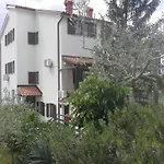 Apartments Liliana Pula
